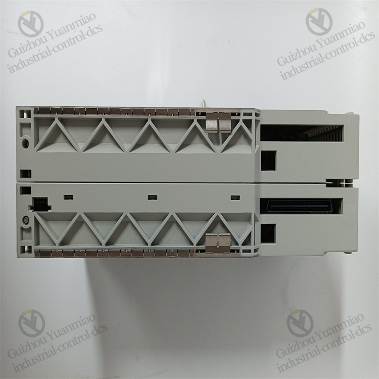 Schneider 140CPU67260 multi-mode processor - Image 3